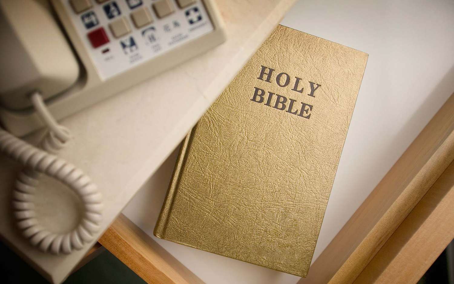 Is It a Law to Have Bibles in Hotel Rooms
